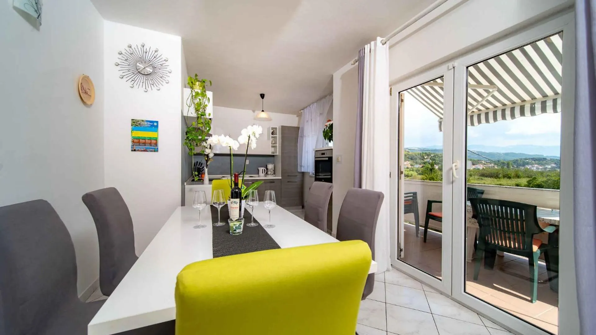 Apartment Kampor 1