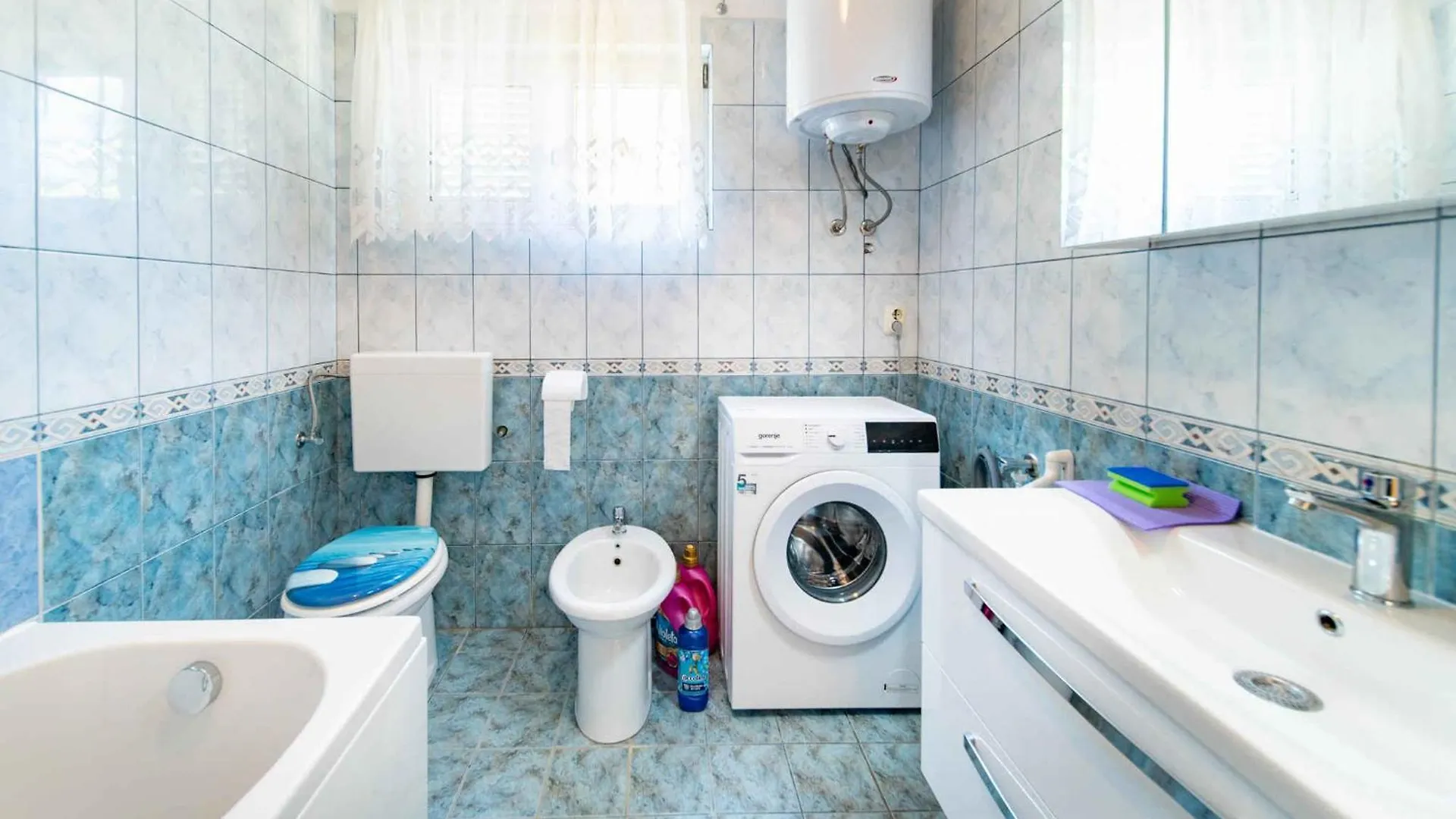 Apartment Kampor 1