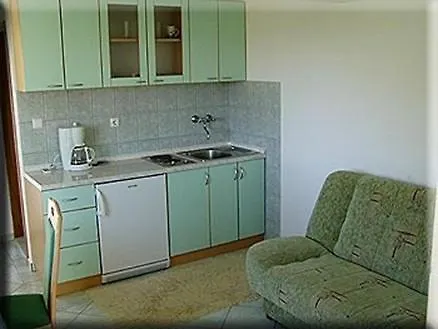 Apartment Kampor 1