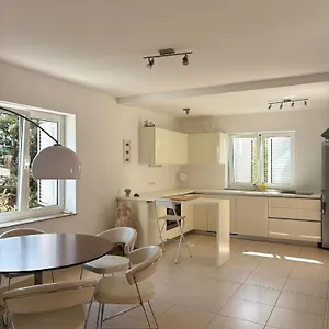  Apartment Matovica