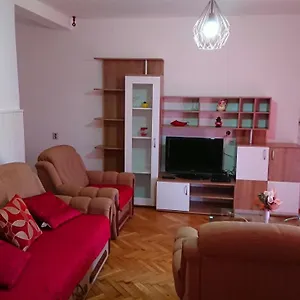 Vesna Apartman